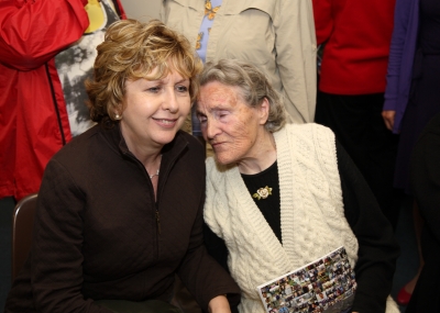 Mary McAleese and Ciotaí Seáin at the Scoil Shamhraidh